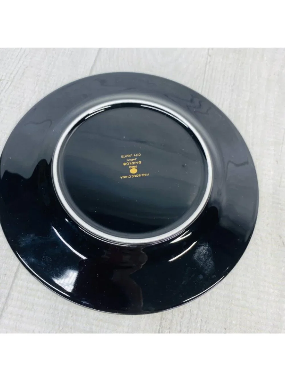 Nikko CITY LIGHTS Bone China Black Body Gold Swirl Inner Bread Side Plate Set 5